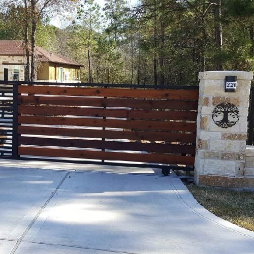 What Does a Driveway Gate Cost in Polk County, TX?