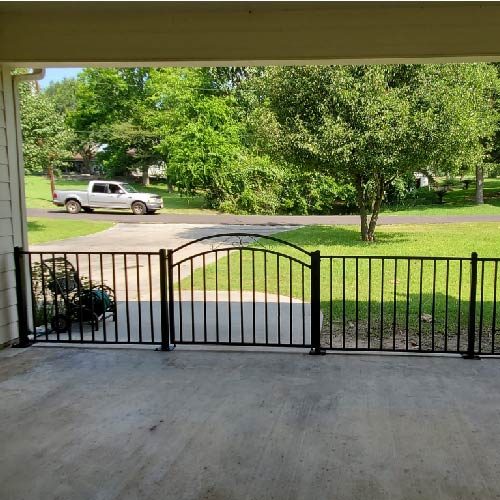 Stone Columns and Column Lights: Worth It for Your Driveway?